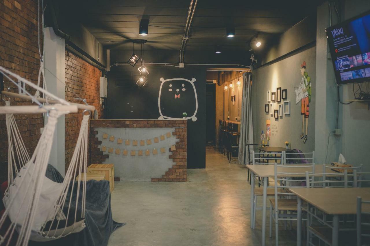 The Beds Ever Hostel (Adults Only) Μπανγκόκ Εξωτερικό φωτογραφία
